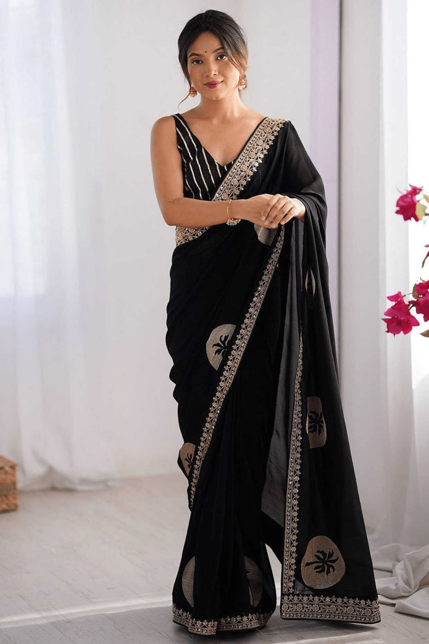 Plamy Black Elegance Rangoli Party Wear Saree - kavyo.in