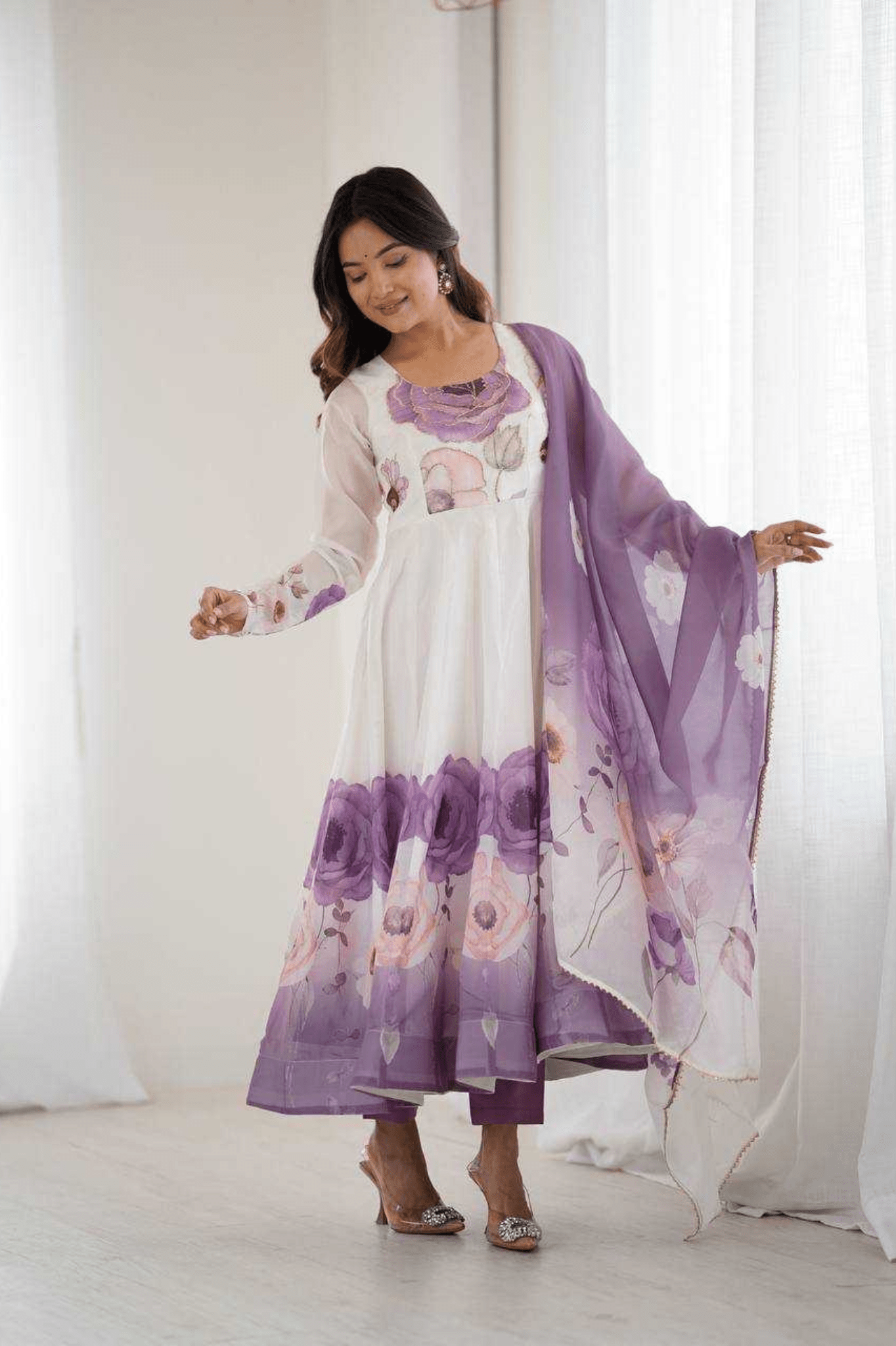 Timeless Onion Pink Floral Printed Organza Silk Anarkali Suit Set - kavyo.in
