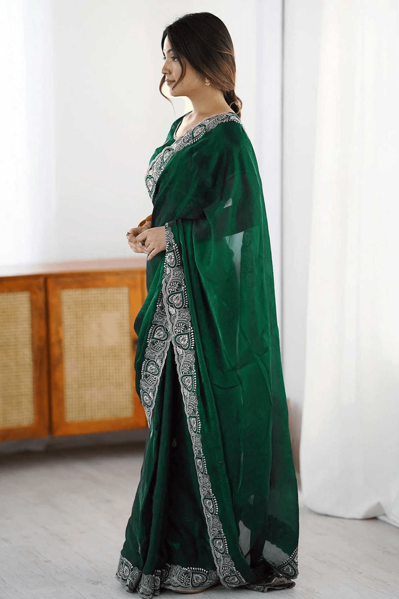 Green Rangoli Party Wear Saree with Embroidered Border Lace - kavyo.in