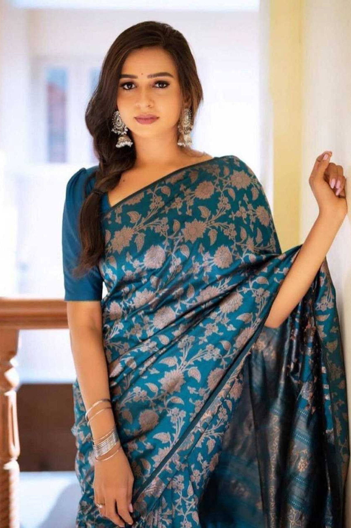 Teal Banarasi Lichi Silk All-Over Zari Floral Woven Saree