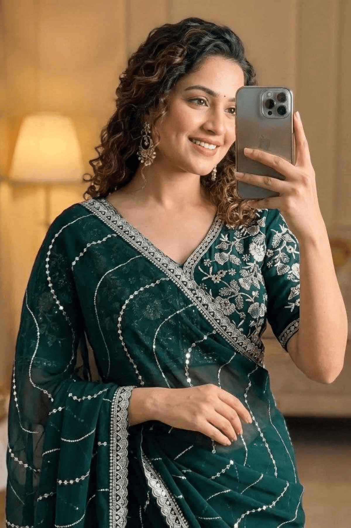Emerald Green Pure Blooming Silk Georgette Saree with Sequin Work - kavyo.in