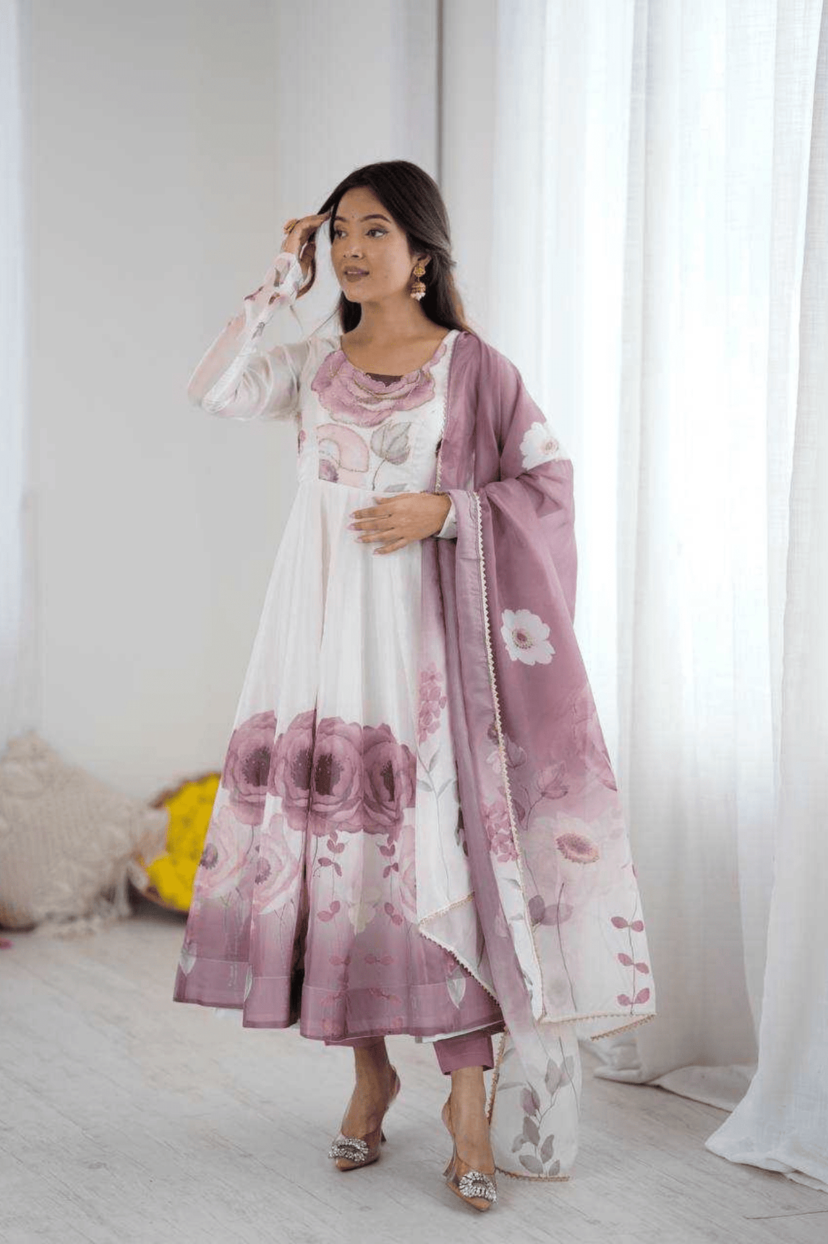 Lavender Purple Organza Silk Handwork Anarkali Gown Set - kavyo.in