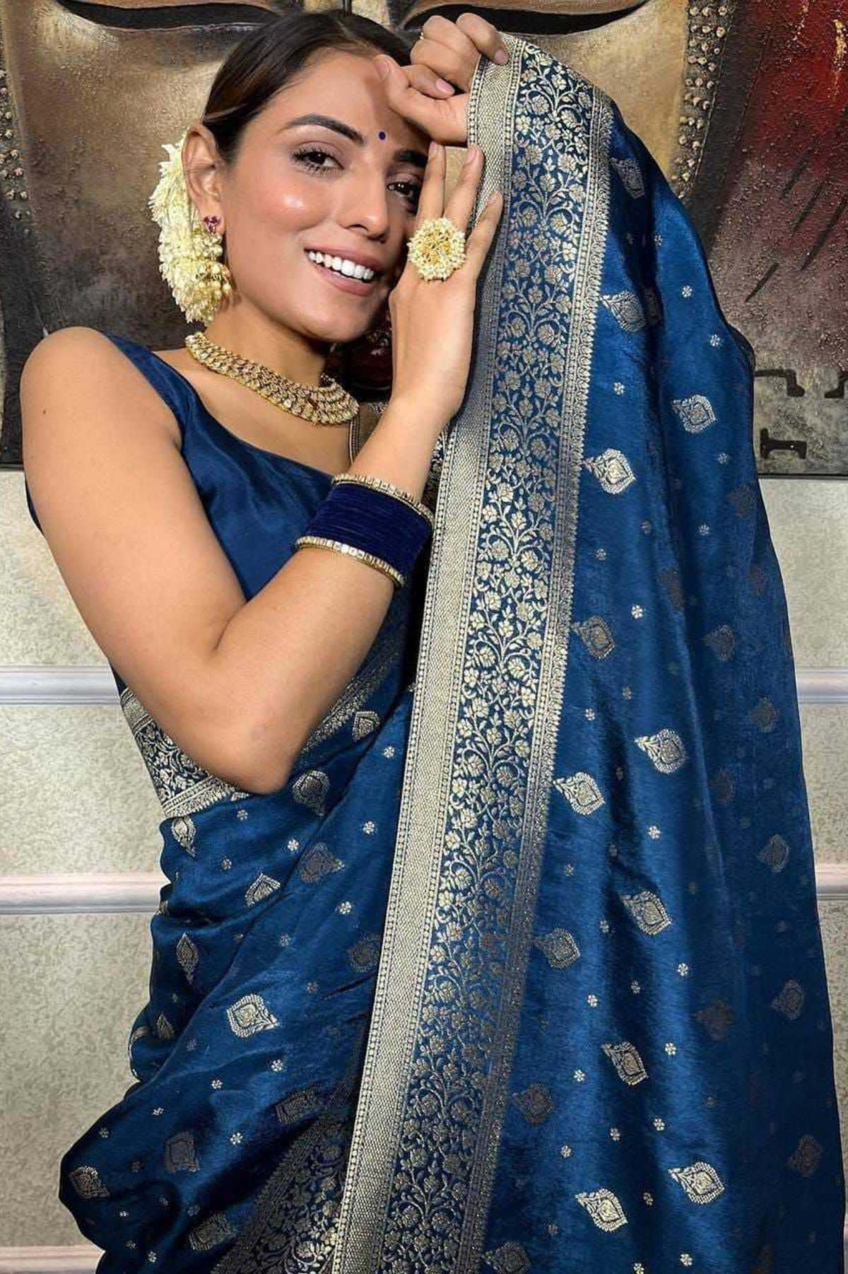 Soft Lichi Silk Saree with Rich Jacquard Weaving & Elegant Border
