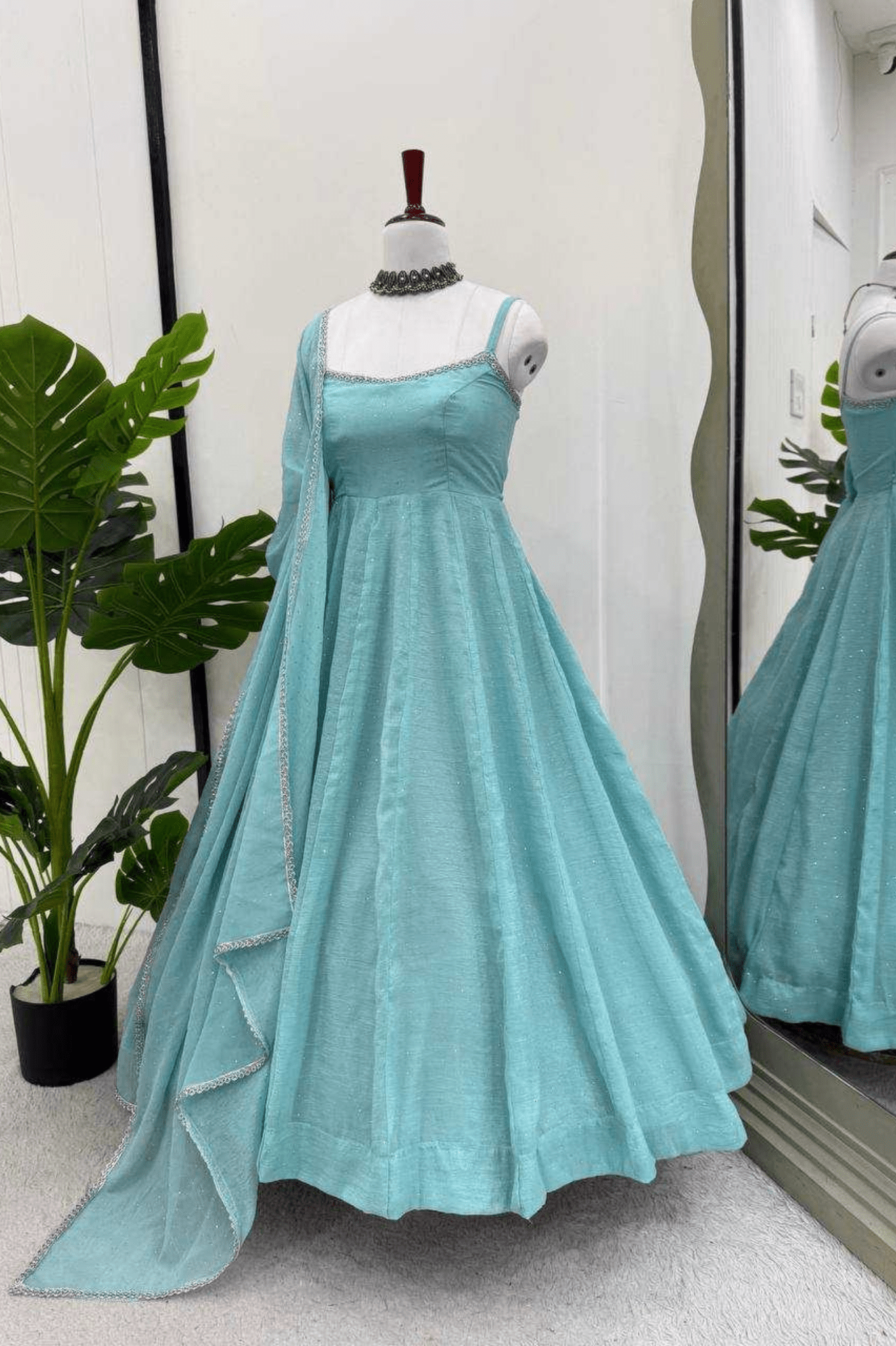 Sea Green Shimmer Crunch Silk Anarkali Set - kavyo.in