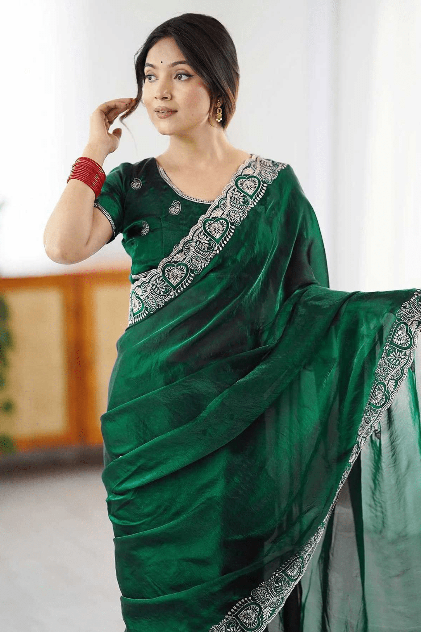 Green Rangoli Party Wear Saree with Embroidered Border Lace - kavyo.in