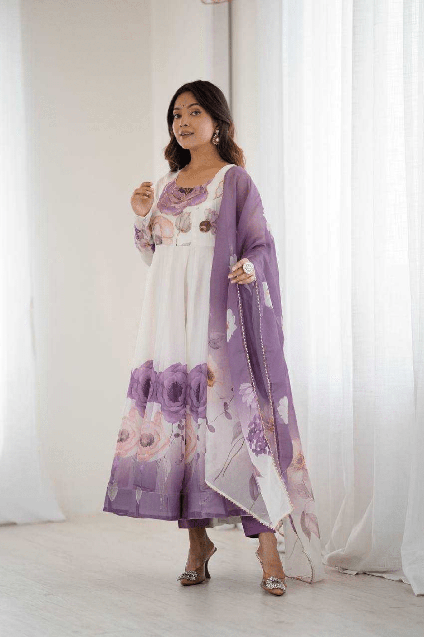 Timeless Onion Pink Floral Printed Organza Silk Anarkali Suit Set - kavyo.in