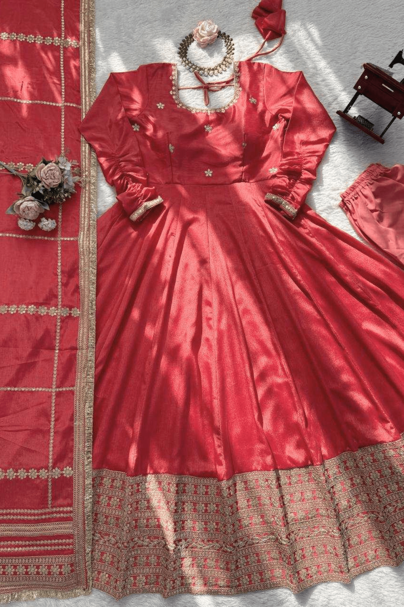 Peach Chinon Silk Anarkali Set with Pant & Lace Dupatta - kavyo.in
